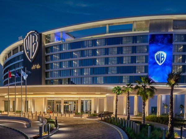 The WB أبوظبي